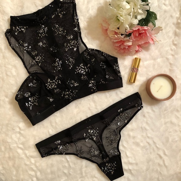 Valentine 💖NWT VERY SEXY Shine Lace High-neck Bra - Picture 2 of 14